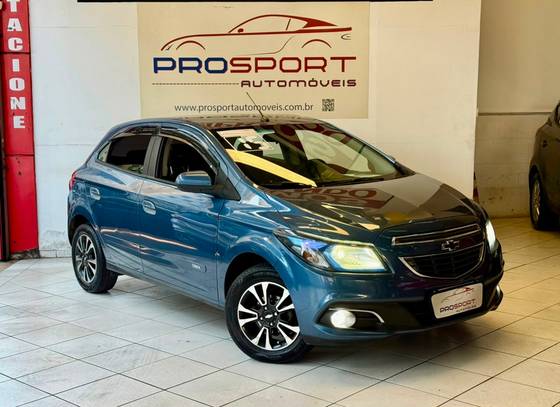 CHEVROLET ONIX 1.4 MPFI LTZ 8V FLEX 4P AUTOMÁTICO CHEVROLET ONIX 1.4 MPFI LTZ 8V FLEX 4P AUTOMÁTICO